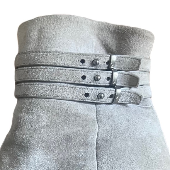 Anthropologie
Joe’s Jeans Booties Cream Suede buckles SZ 10 Boots - Picture 11 of 12